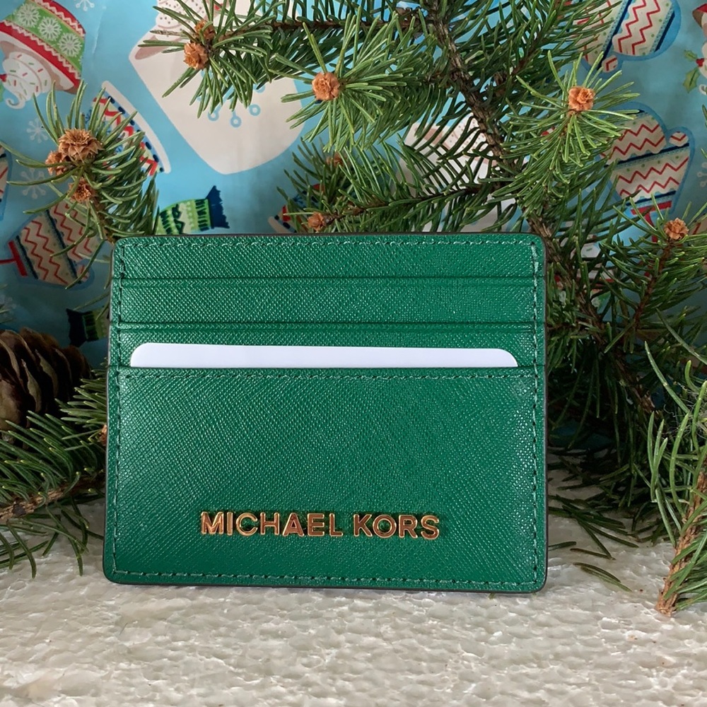 🦥BNWT MICHEAL KORS SLIM WALLET